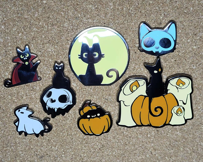 Black Cat magic enamel pins